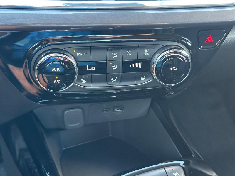 Chevrolet Trax Vehicle Full-screen Gallery Image 13