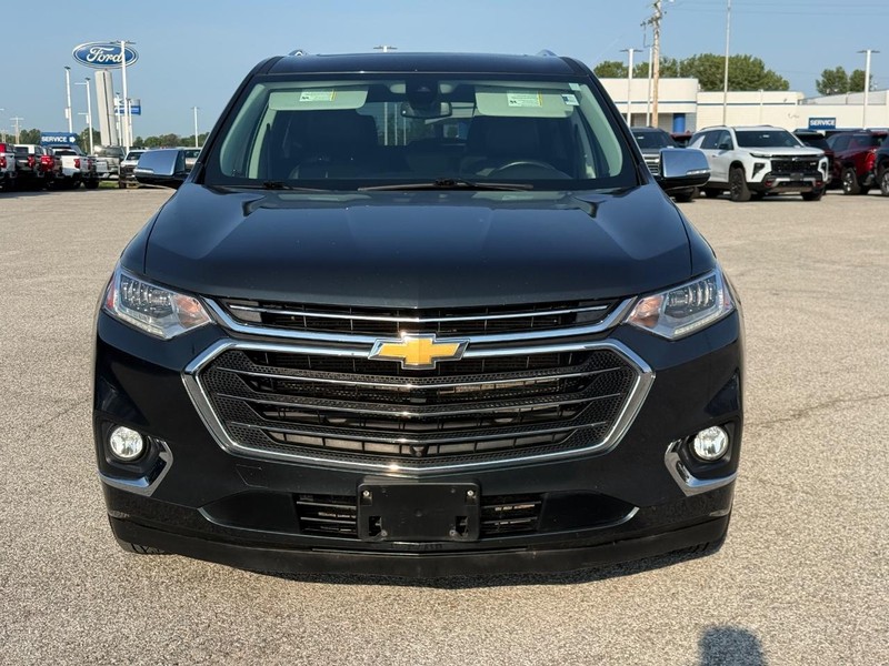 Chevrolet Traverse Vehicle Full-screen Gallery Image 10