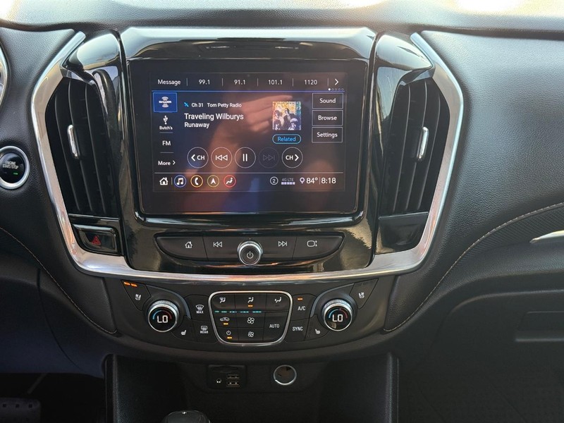 Chevrolet Traverse Vehicle Full-screen Gallery Image 16