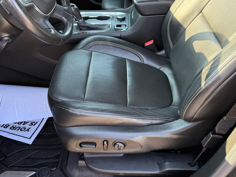Chevrolet Traverse Vehicle Full-screen Gallery Image 20