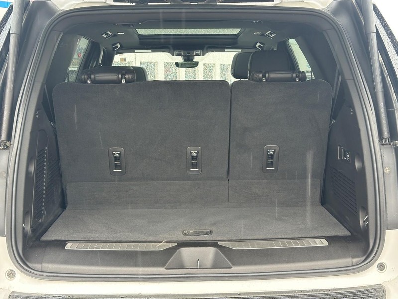 Chevrolet Tahoe Vehicle Full-screen Gallery Image 6