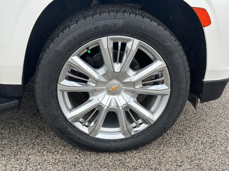 Chevrolet Tahoe Vehicle Full-screen Gallery Image 7