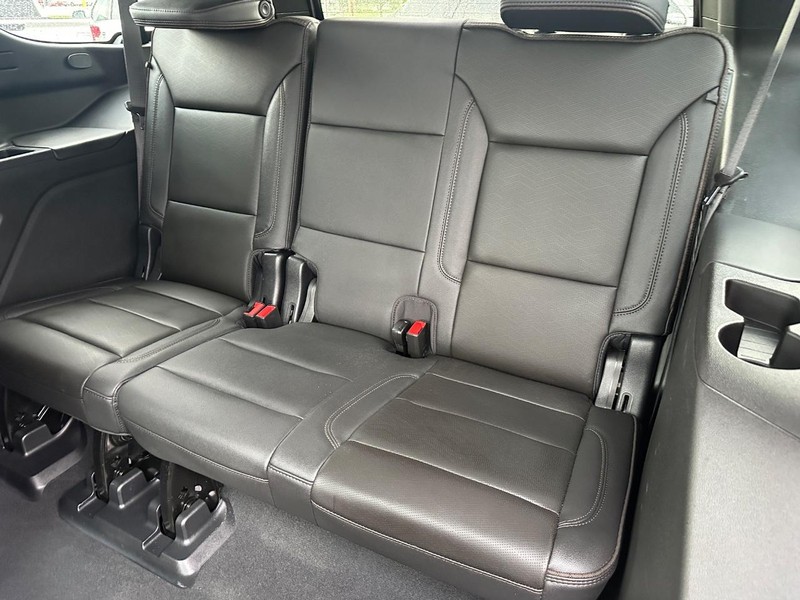 Chevrolet Tahoe Vehicle Full-screen Gallery Image 10