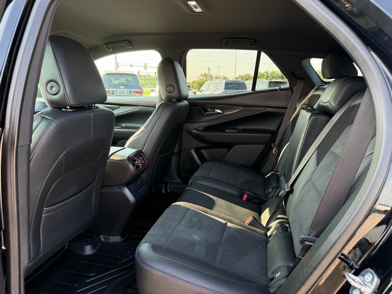Chevrolet Blazer EV Vehicle Full-screen Gallery Image 12