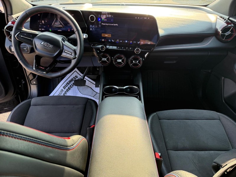 Chevrolet Blazer EV Vehicle Full-screen Gallery Image 14