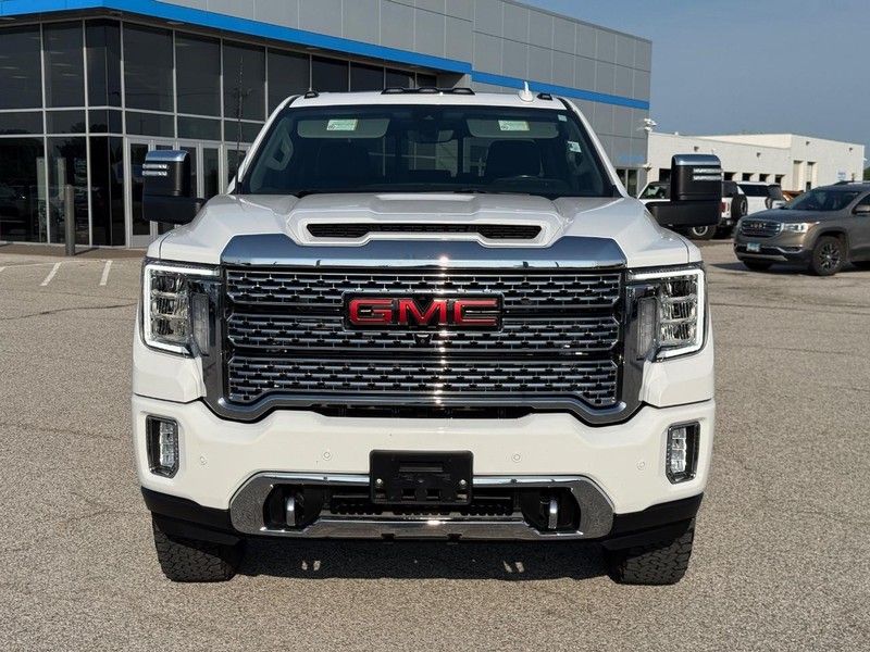 GMC Sierra 3500HD Vehicle Full-screen Gallery Image 10
