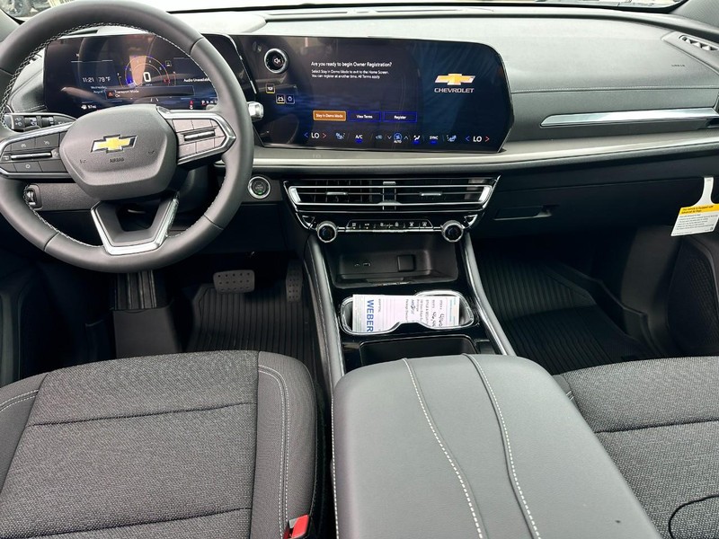 Chevrolet Traverse Vehicle Full-screen Gallery Image 6