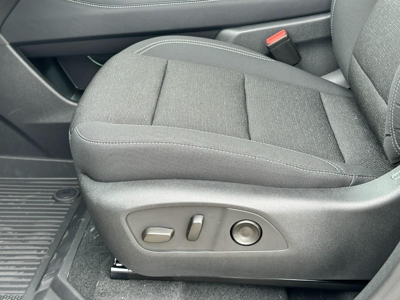 Chevrolet Traverse Vehicle Full-screen Gallery Image 12