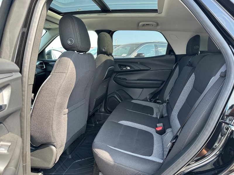 Chevrolet TrailBlazer Vehicle Full-screen Gallery Image 5