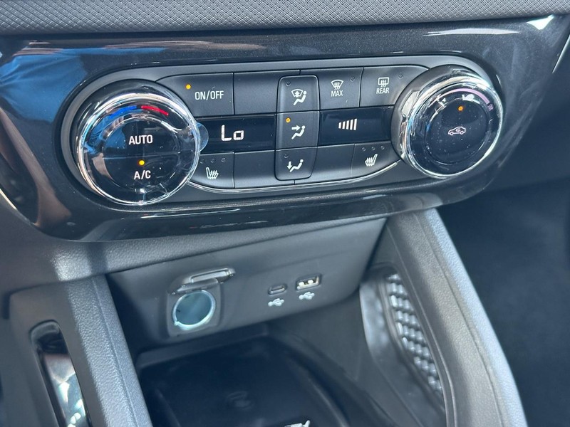 Chevrolet TrailBlazer Vehicle Full-screen Gallery Image 14