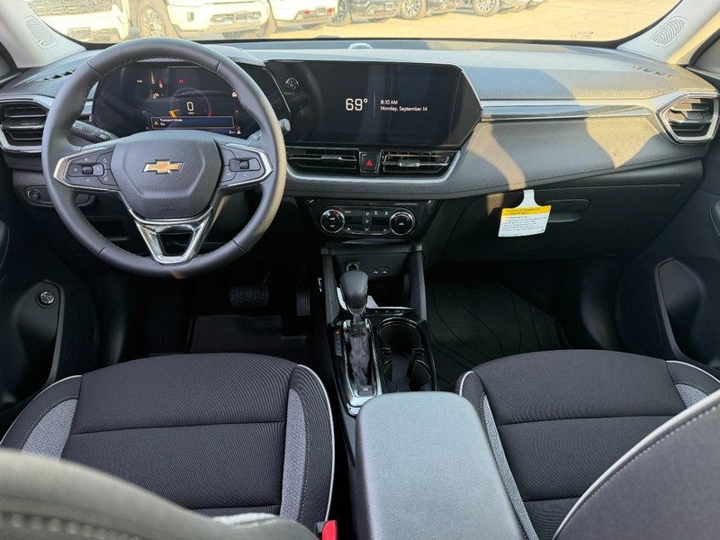 Chevrolet TrailBlazer Vehicle Full-screen Gallery Image 5