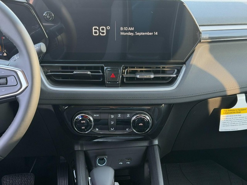 Chevrolet TrailBlazer Vehicle Full-screen Gallery Image 7