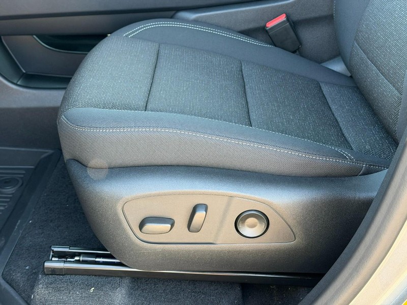 Chevrolet Traverse Vehicle Full-screen Gallery Image 13