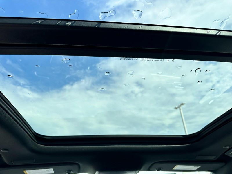 Chevrolet Traverse Vehicle Full-screen Gallery Image 7