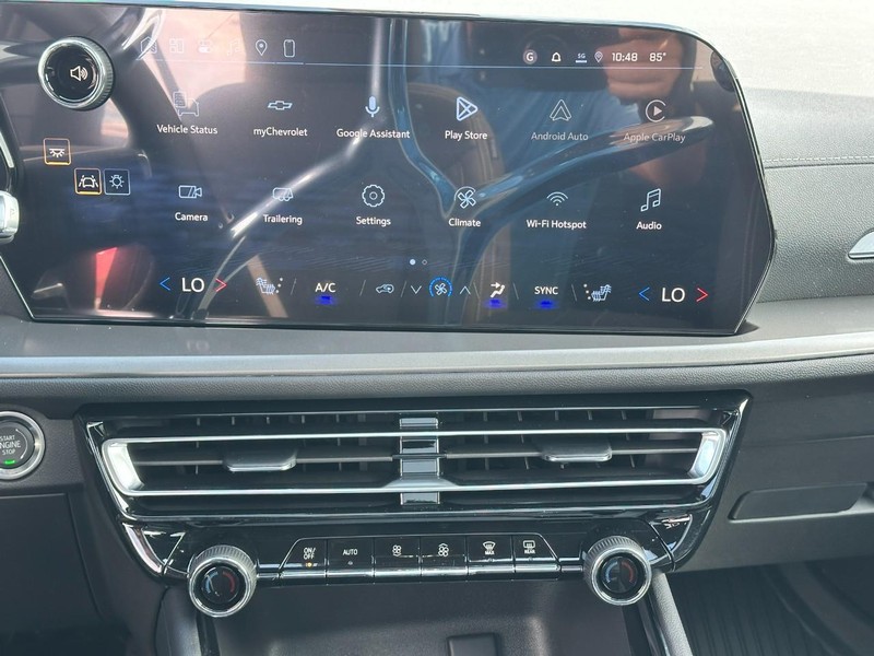Chevrolet Traverse Vehicle Full-screen Gallery Image 10