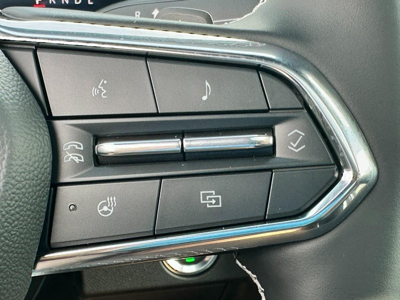 Chevrolet Traverse Vehicle Full-screen Gallery Image 15