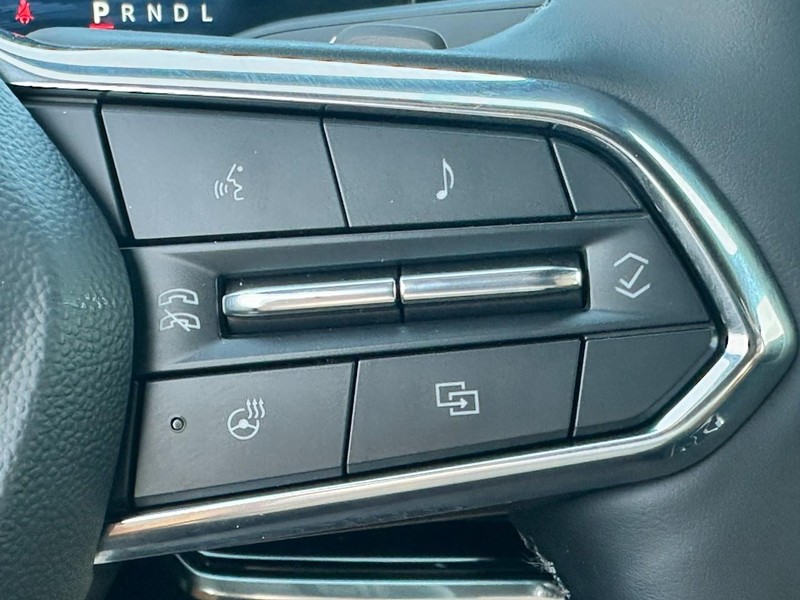 Chevrolet Equinox Vehicle Full-screen Gallery Image 12