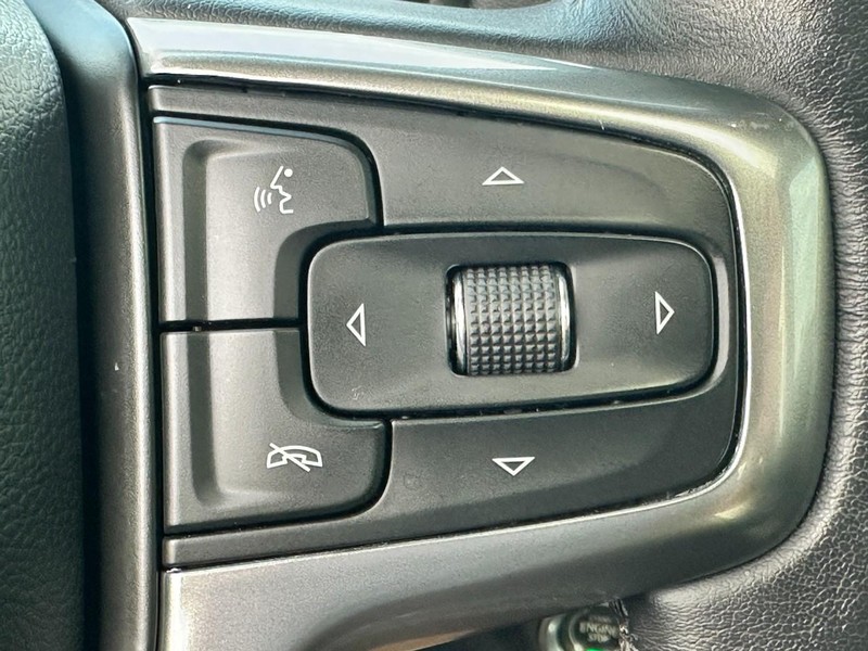 Chevrolet Silverado 1500 LTD Vehicle Full-screen Gallery Image 20