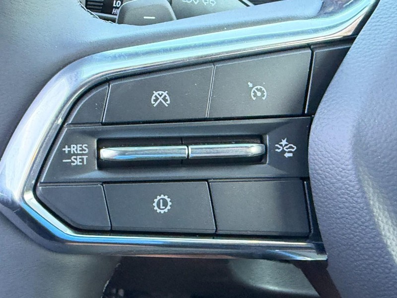 Chevrolet Equinox Vehicle Full-screen Gallery Image 11