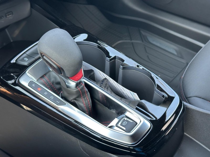 Chevrolet Trax Vehicle Full-screen Gallery Image 14