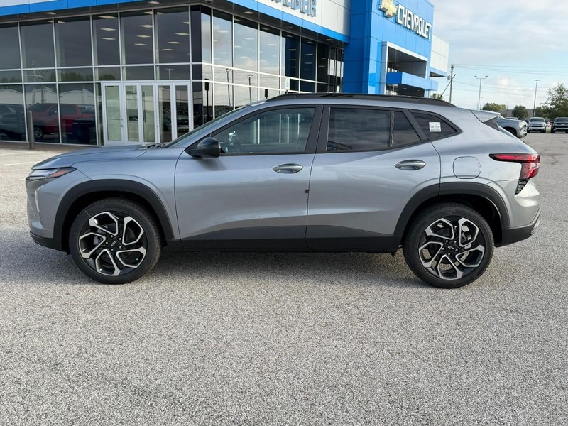 Chevrolet Trax Vehicle Full-screen Gallery Image 2