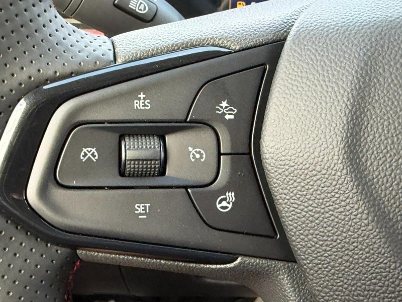 Chevrolet Trax Vehicle Full-screen Gallery Image 11
