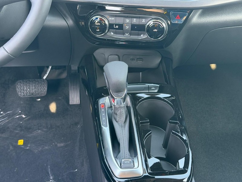 Chevrolet Trax Vehicle Full-screen Gallery Image 8