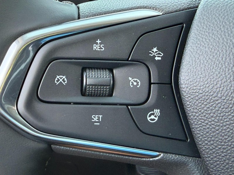 Chevrolet Trax Vehicle Full-screen Gallery Image 11