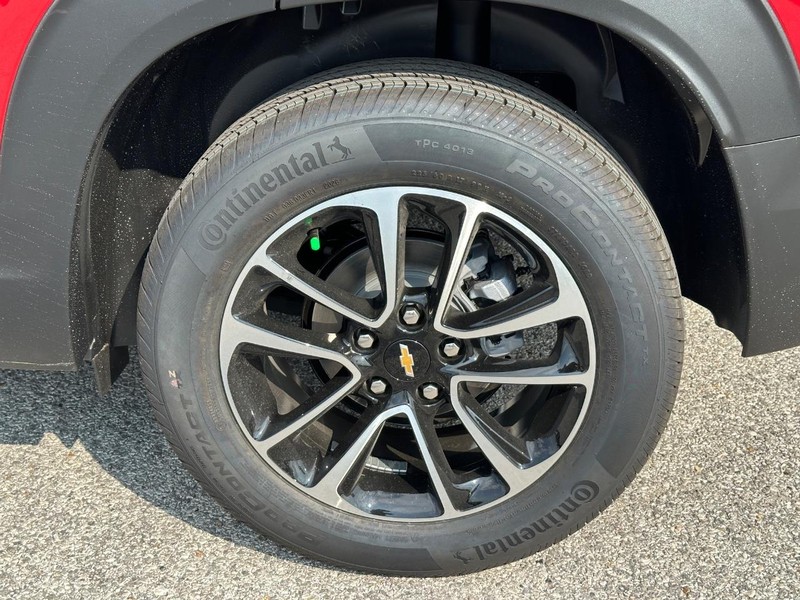 Chevrolet TrailBlazer Vehicle Full-screen Gallery Image 4