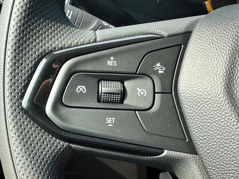 Chevrolet TrailBlazer Vehicle Full-screen Gallery Image 8