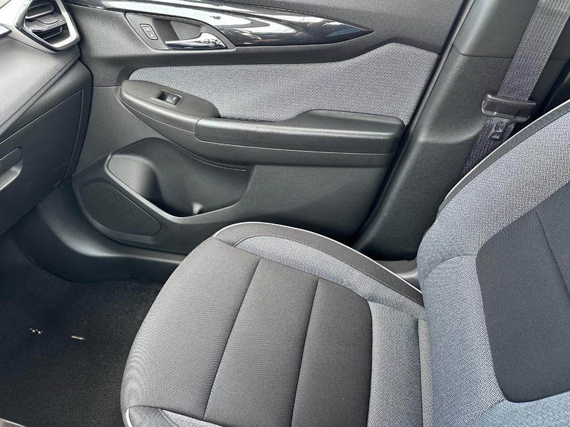 Chevrolet TrailBlazer Vehicle Full-screen Gallery Image 15