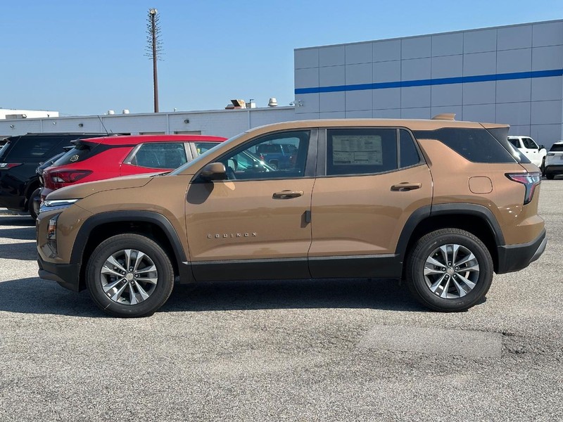 Chevrolet Equinox Vehicle Full-screen Gallery Image 2