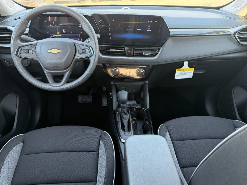 Chevrolet TrailBlazer Vehicle Full-screen Gallery Image 5