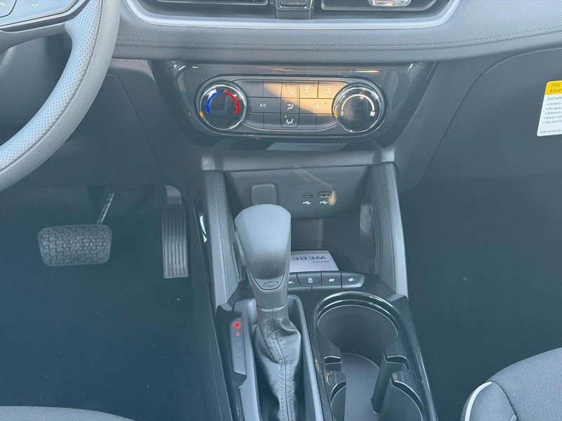 Chevrolet TrailBlazer Vehicle Full-screen Gallery Image 8