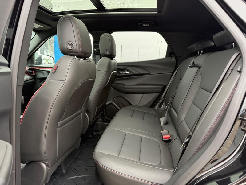 Chevrolet TrailBlazer Vehicle Full-screen Gallery Image 7