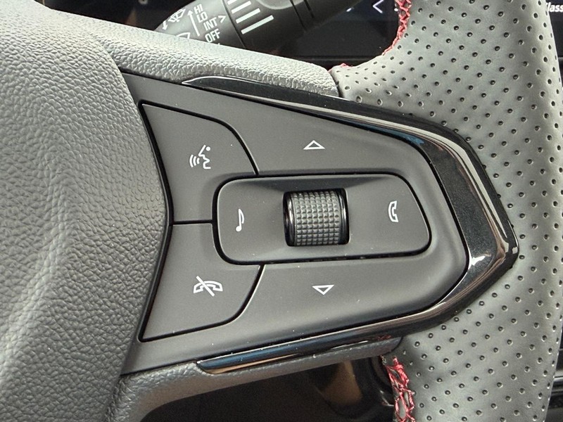Chevrolet TrailBlazer Vehicle Full-screen Gallery Image 10