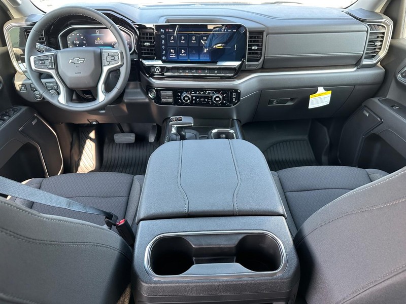Chevrolet Silverado 1500 Vehicle Full-screen Gallery Image 6