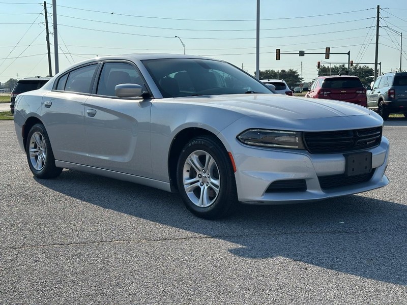 Dodge Charger Vehicle Full-screen Gallery Image 8