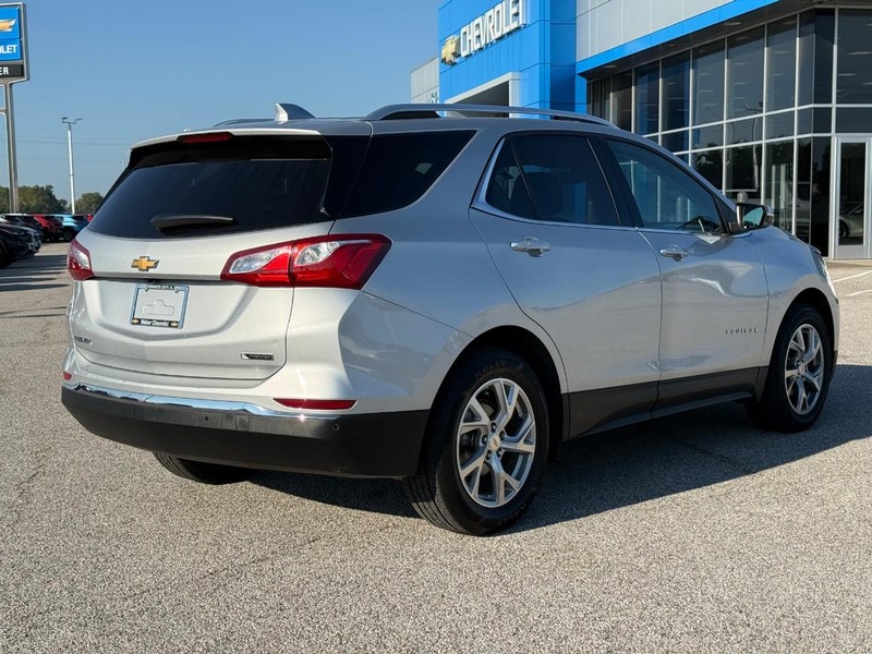 Chevrolet Equinox Vehicle Full-screen Gallery Image 05