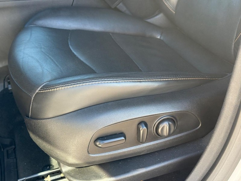 Chevrolet Equinox Vehicle Full-screen Gallery Image 25