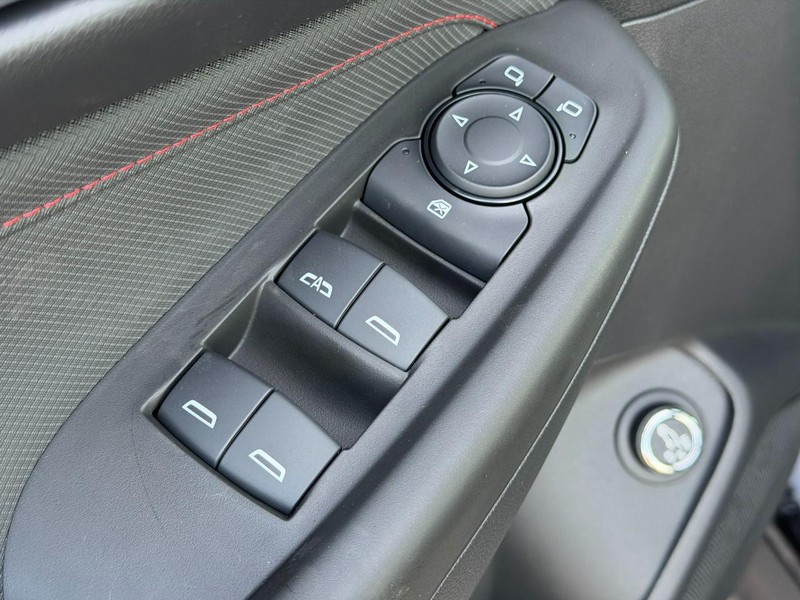 Chevrolet TrailBlazer Vehicle Full-screen Gallery Image 10