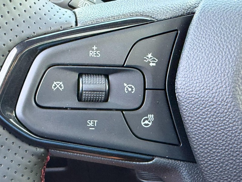 Chevrolet TrailBlazer Vehicle Full-screen Gallery Image 12