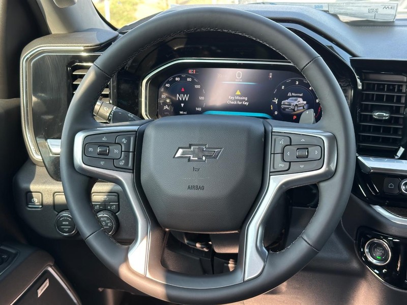 Chevrolet Silverado 1500 Vehicle Full-screen Gallery Image 7