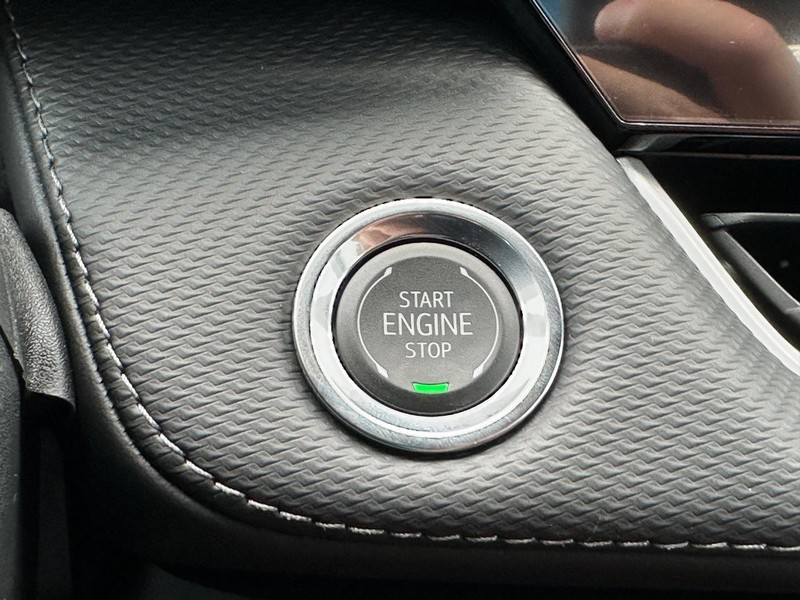 Chevrolet Equinox Vehicle Full-screen Gallery Image 10