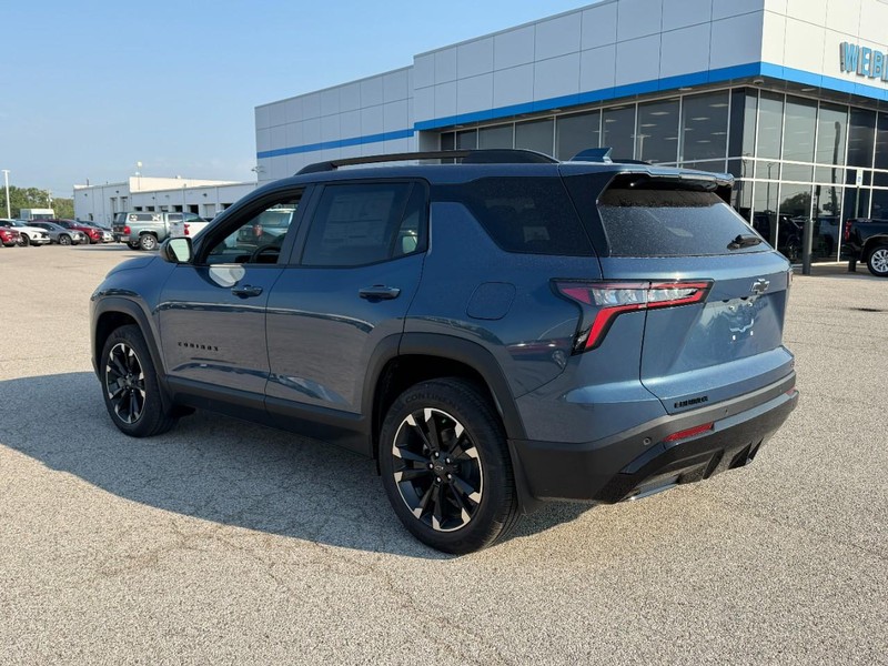Chevrolet Equinox Vehicle Full-screen Gallery Image 3