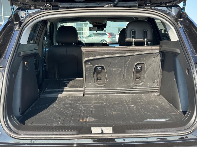 Chevrolet Trax Vehicle Full-screen Gallery Image 6