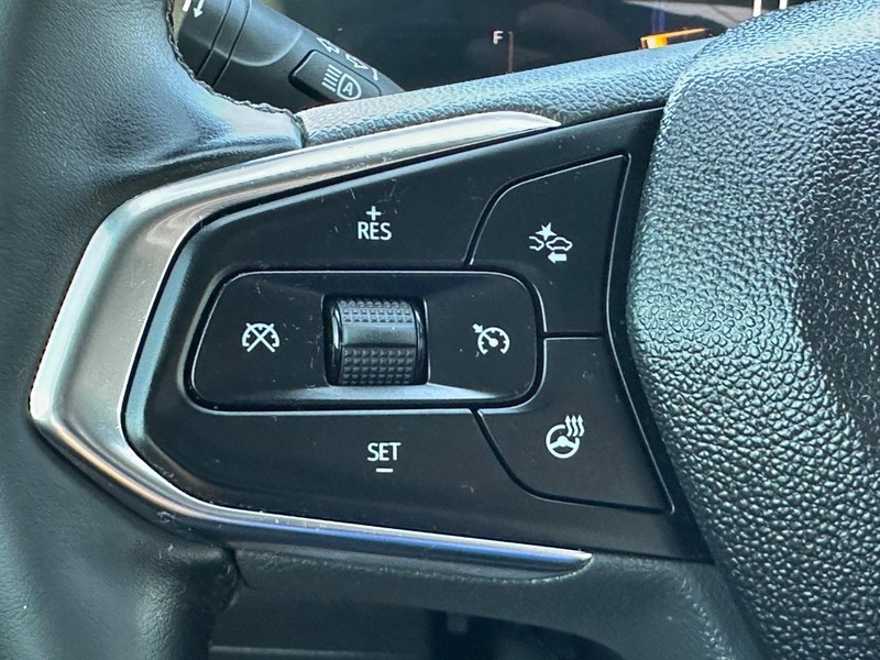 Chevrolet Trax Vehicle Full-screen Gallery Image 14