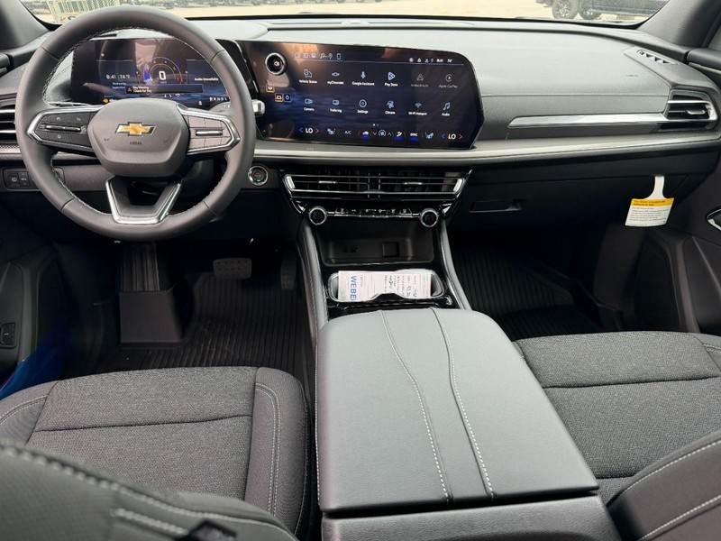 Chevrolet Traverse Vehicle Full-screen Gallery Image 6