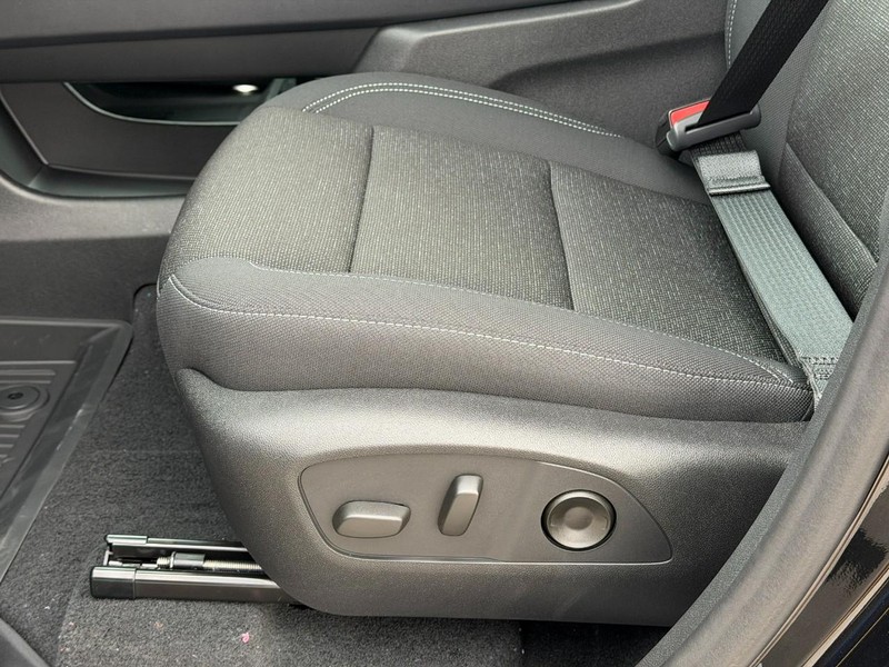 Chevrolet Traverse Vehicle Full-screen Gallery Image 11