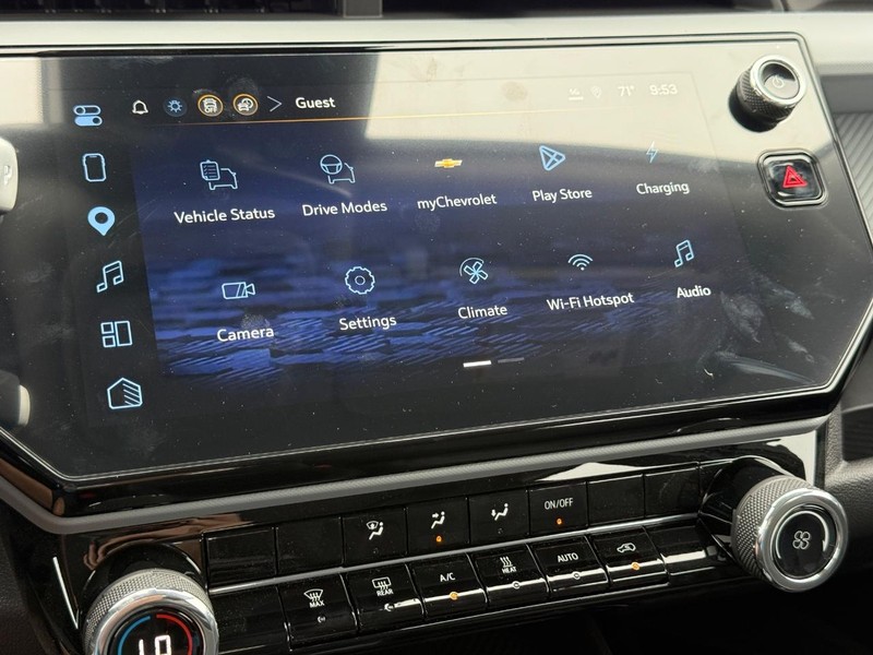 Chevrolet Bolt Vehicle Full-screen Gallery Image 10